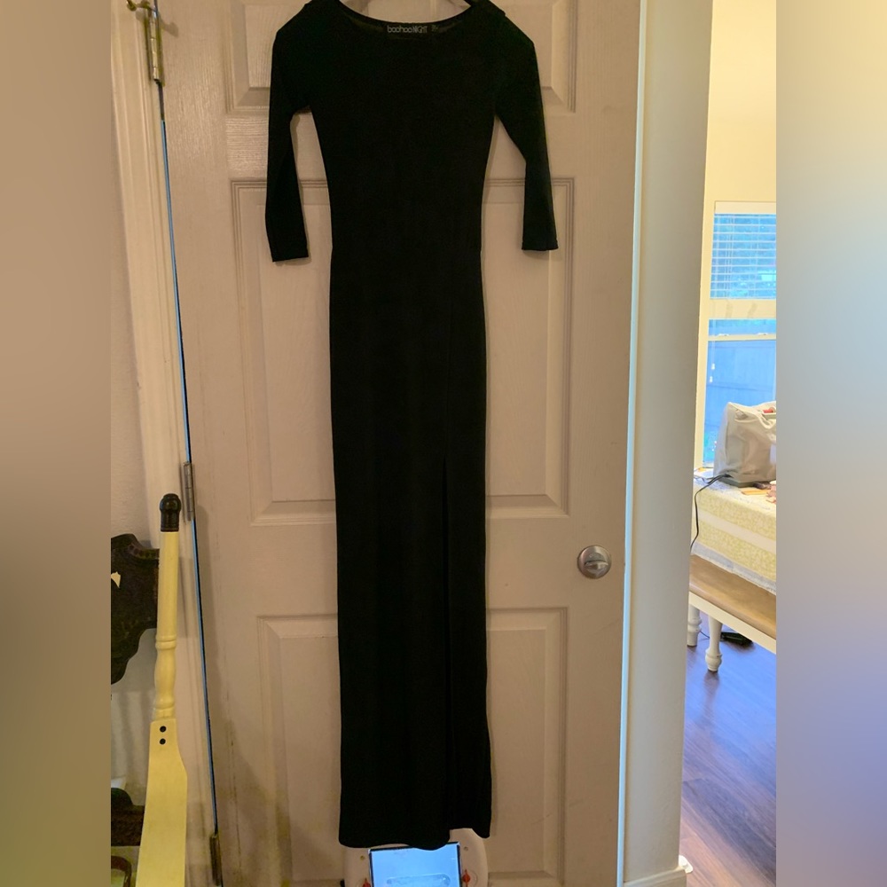 Maxi bodycon dress size 2, very sexy with silky fabric and open on tge side